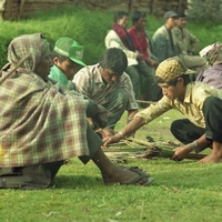 http://192.168.29.90/photos/Open/Ahmed%20Hossain%20Collections/D009/P001/W001/D009P001W001S019.jpg