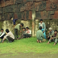 http://192.168.29.90/photos/Open/Ahmed%20Hossain%20Collections/D009/P001/W001/D009P001W001S006.jpg